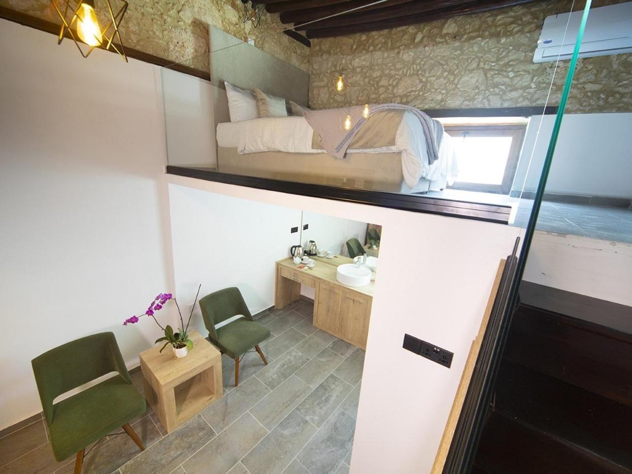 Avenue Hotel 키레니아 객실 사진